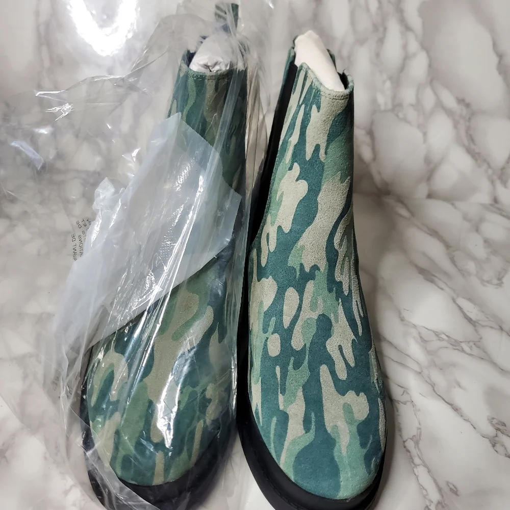 Kenneth Cole Green Camouflage Boots 8